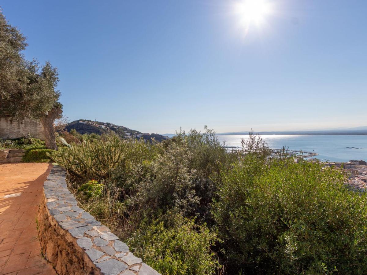 Holiday Home Villa Cecilia By Interhome Roses Exterior photo
